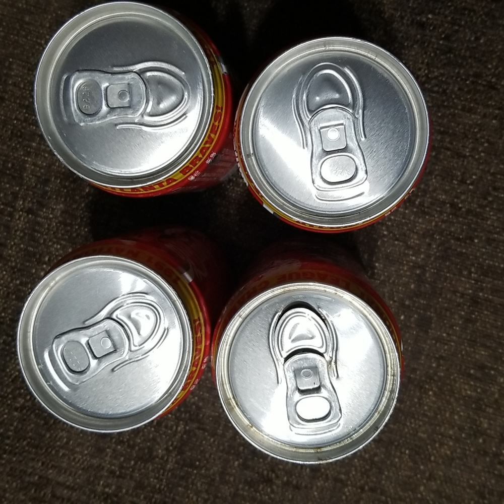 Braves coke cans - Picture 6 of 6